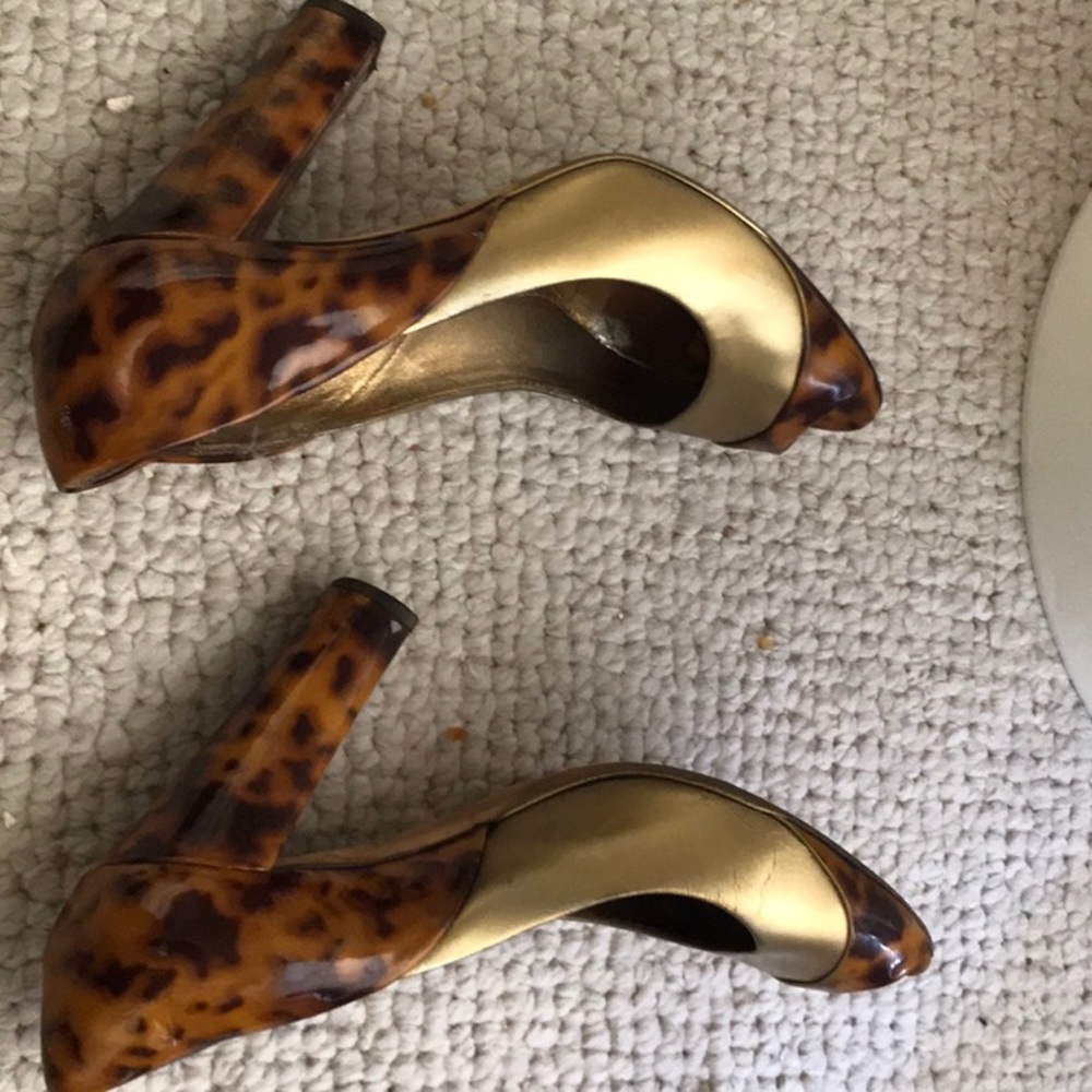 Shoes - Picture 4 of 4